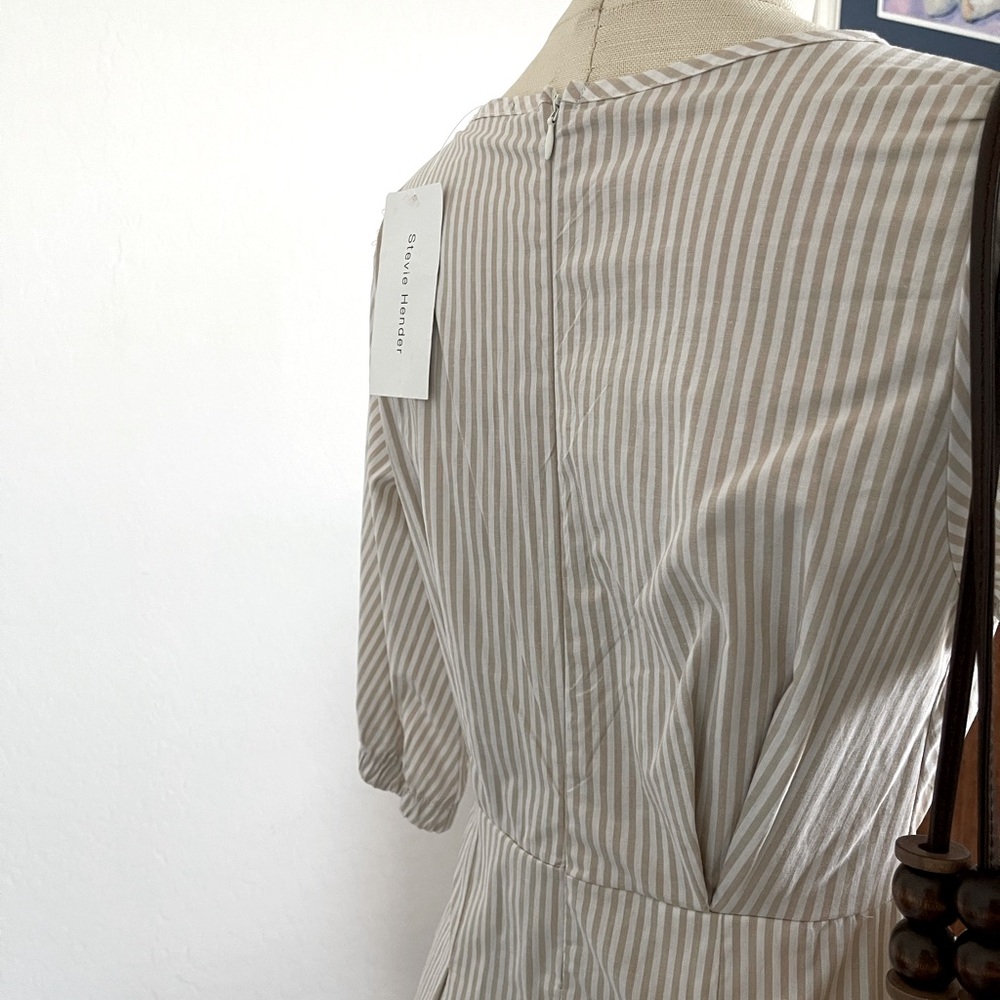 Stevie Hender Rose pleated dress. - Picture 7 of 7